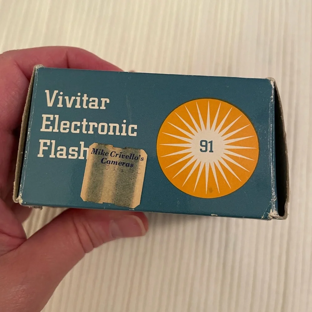 Vintage Vivitar Electronic Flash Camera Vintage in box